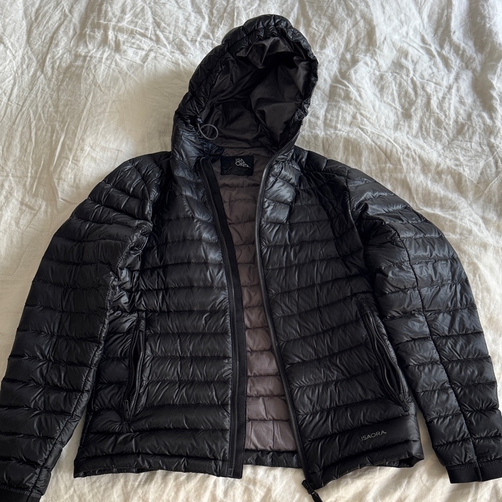 Isaora Light but very warm Black Puffer Jacket